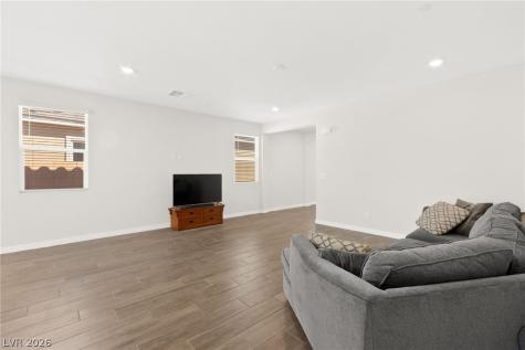 8321 Vanhoy Creek Street Las Vegas NV 89166