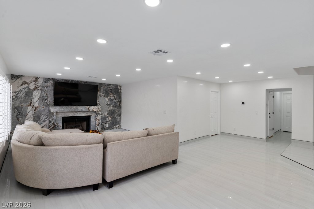 9404 Low Tide Court Las Vegas NV 89117