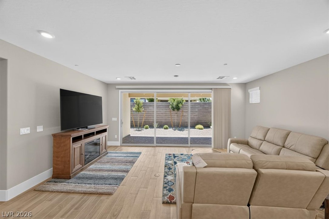 10089 Honey Rose Avenue Las Vegas NV 89143