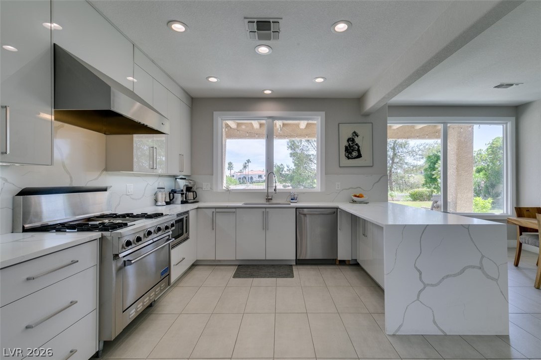 7999 Pinnacle Peak Avenue Las Vegas NV 89113