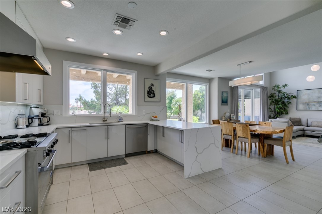 7999 Pinnacle Peak Avenue Las Vegas NV 89113