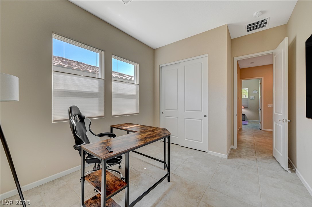 10124 Meandering Dell Avenue Las Vegas NV 89166
