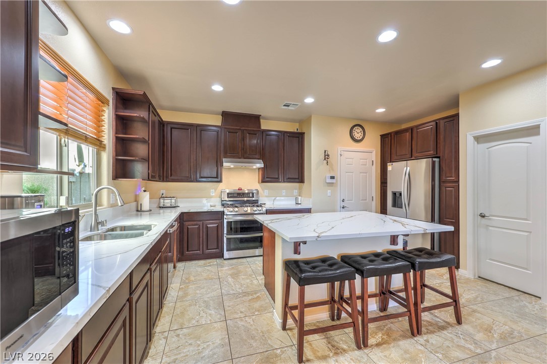 10677 Auburn Springs Avenue Las Vegas NV 89166