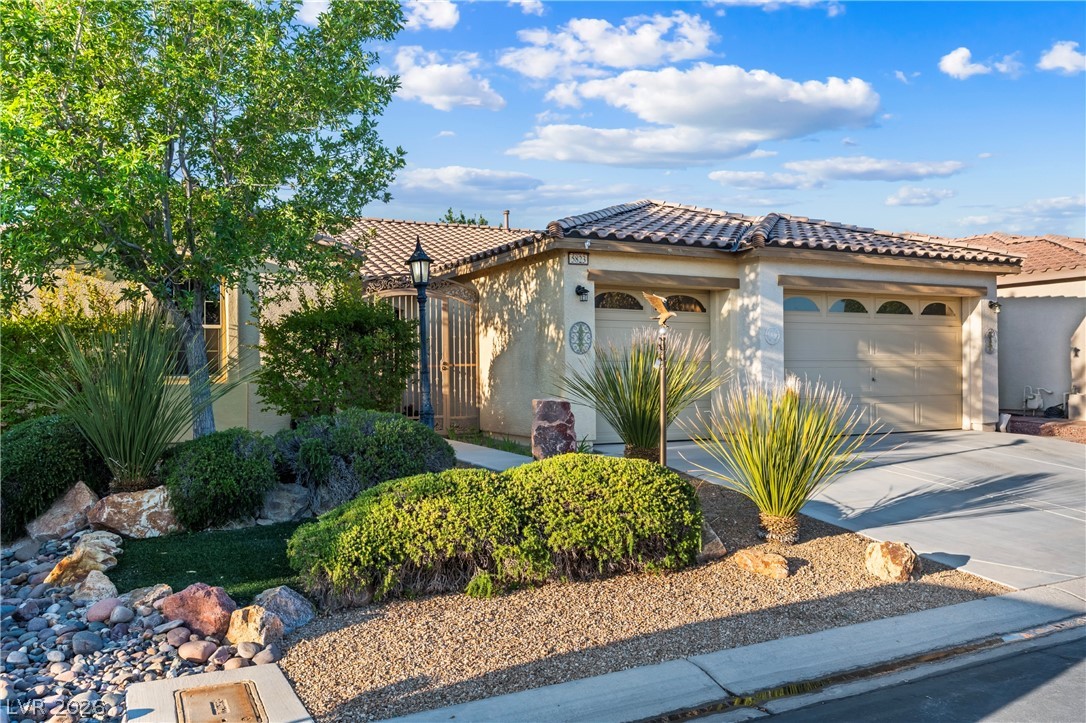 5823 Reeves Springs Avenue Las Vegas NV 89131
