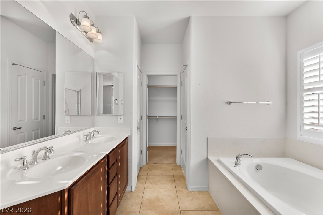 5823 Reeves Springs Avenue Las Vegas NV 89131