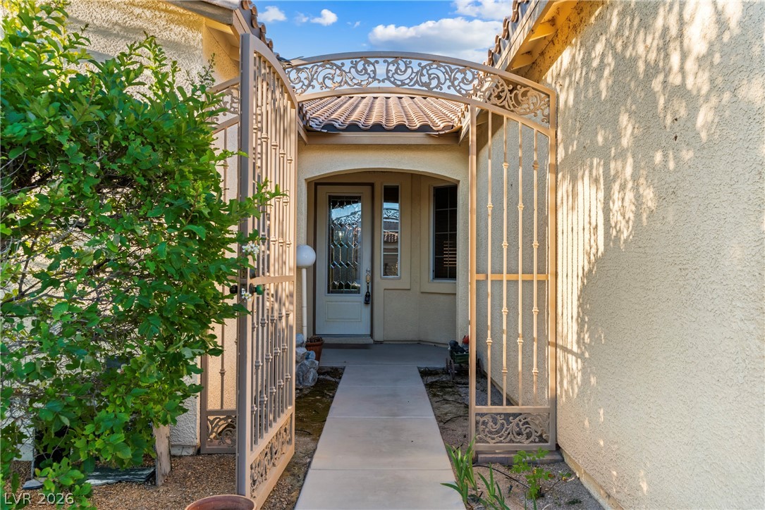 5823 Reeves Springs Avenue Las Vegas NV 89131