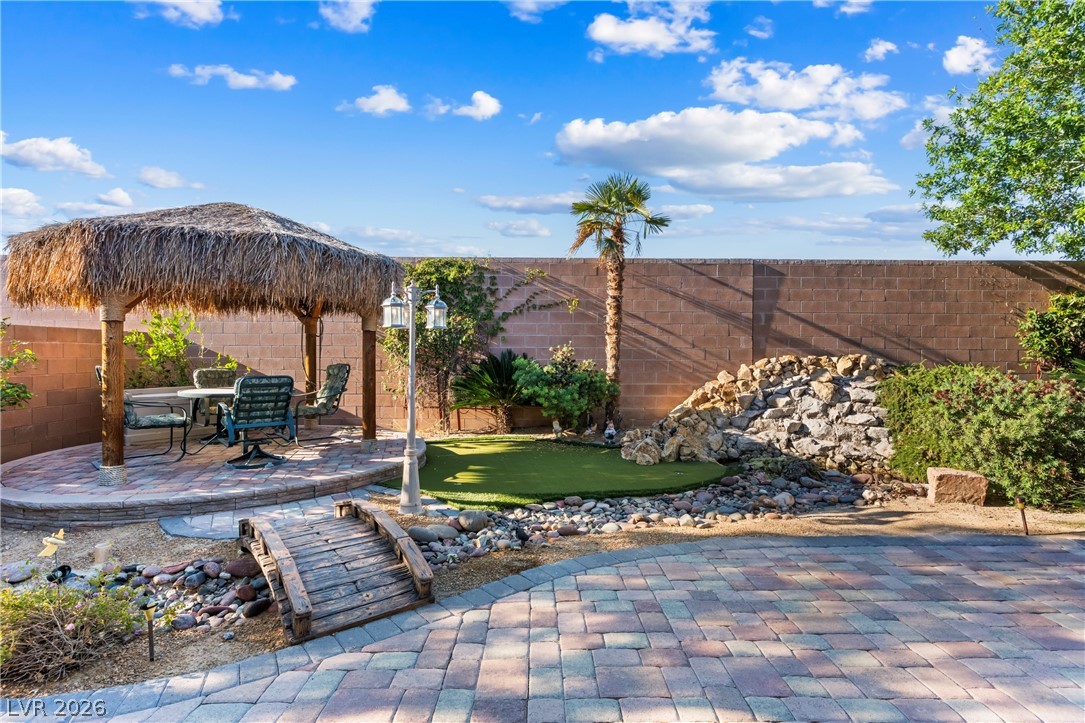 5823 Reeves Springs Avenue Las Vegas NV 89131