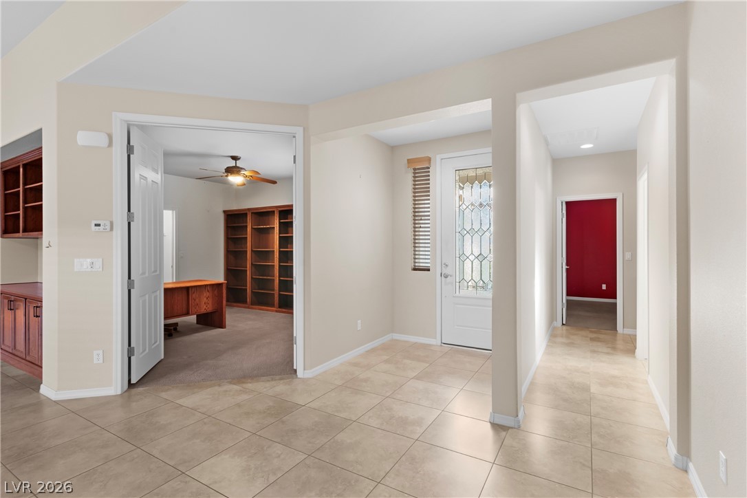 5823 Reeves Springs Avenue Las Vegas NV 89131