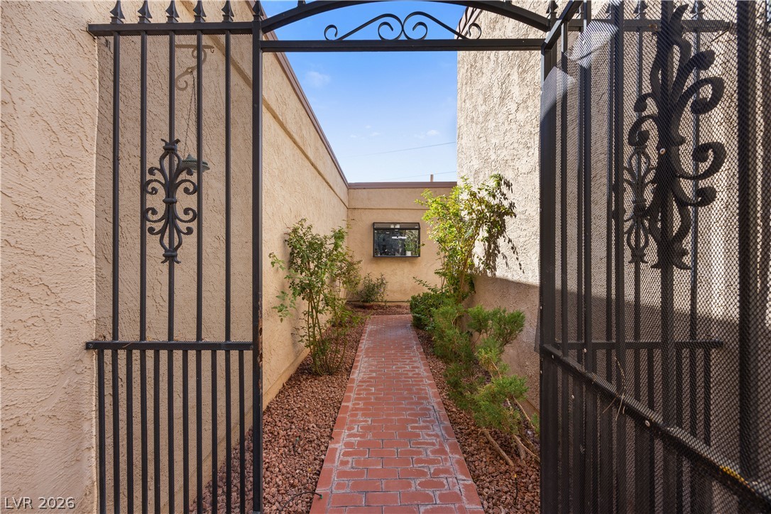1863 Camino Verde Lane Las Vegas NV 89119
