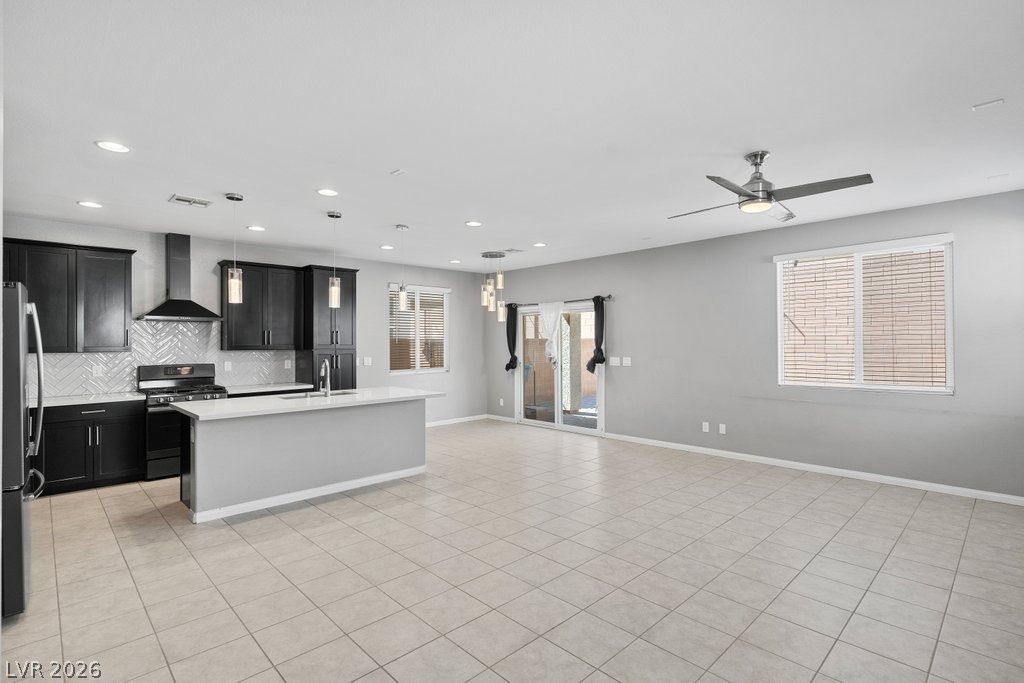 364 Free Fall Avenue North Las Vegas NV 89084