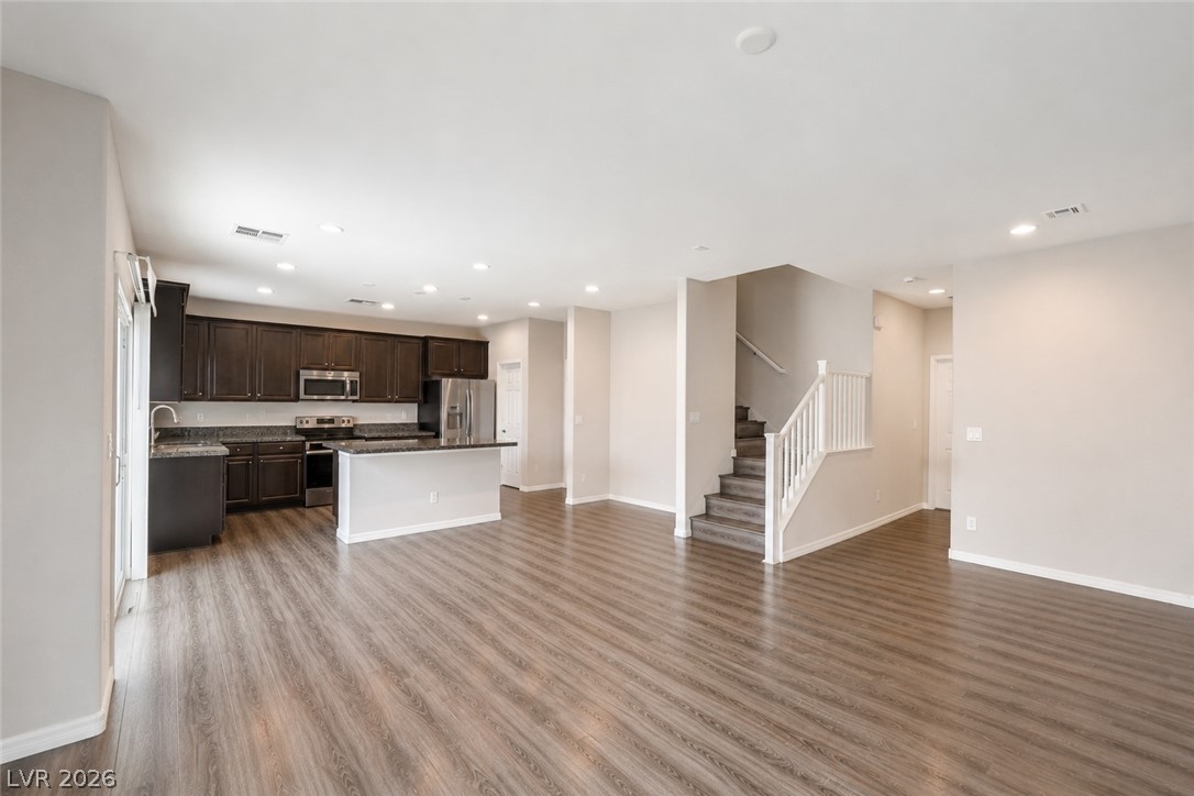 8025 Ancient Oaks Avenue Las Vegas NV 89113