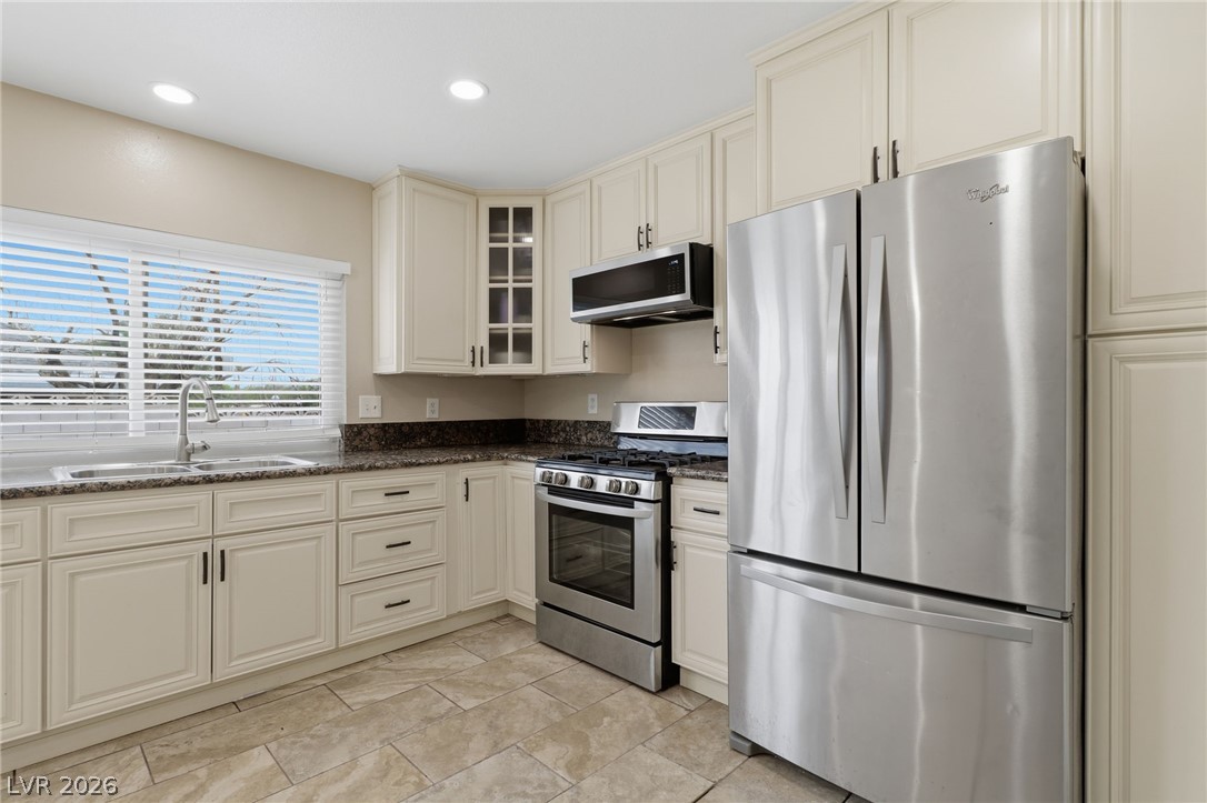 1801 Golden Shadow Drive Henderson NV 89002