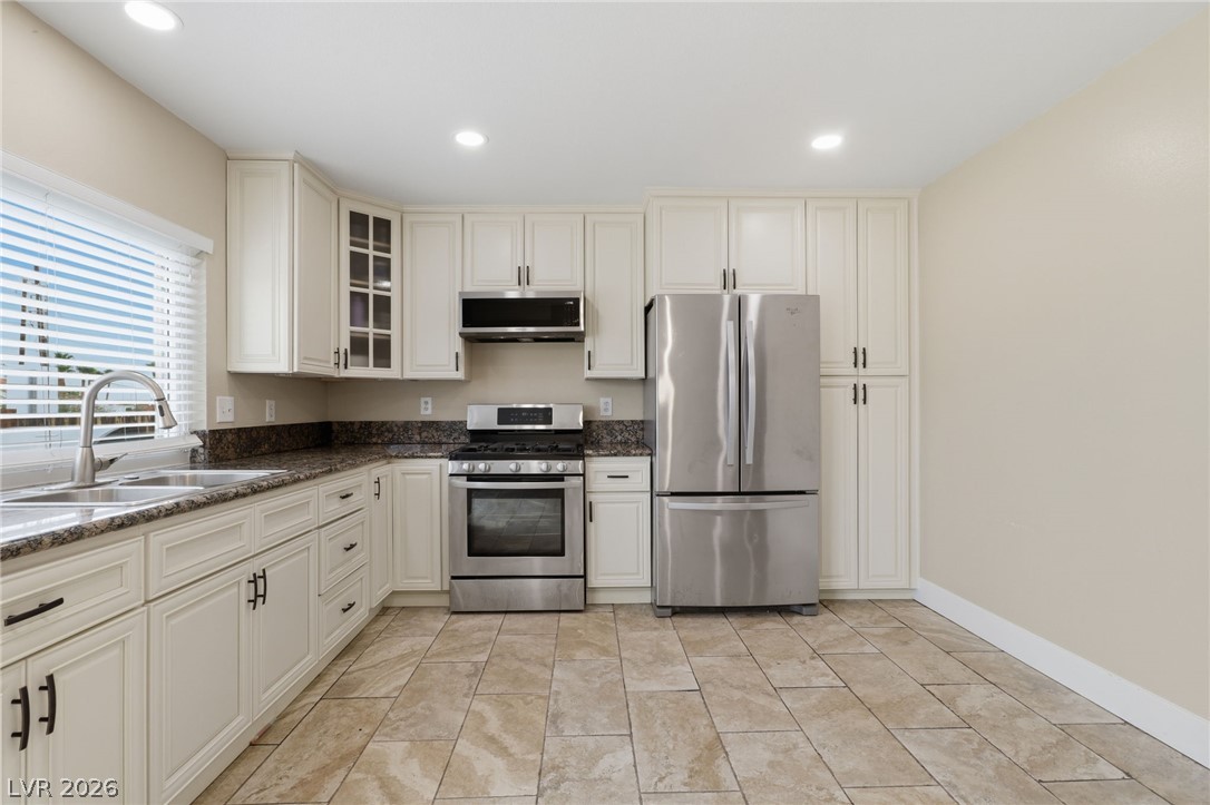 1801 Golden Shadow Drive Henderson NV 89002