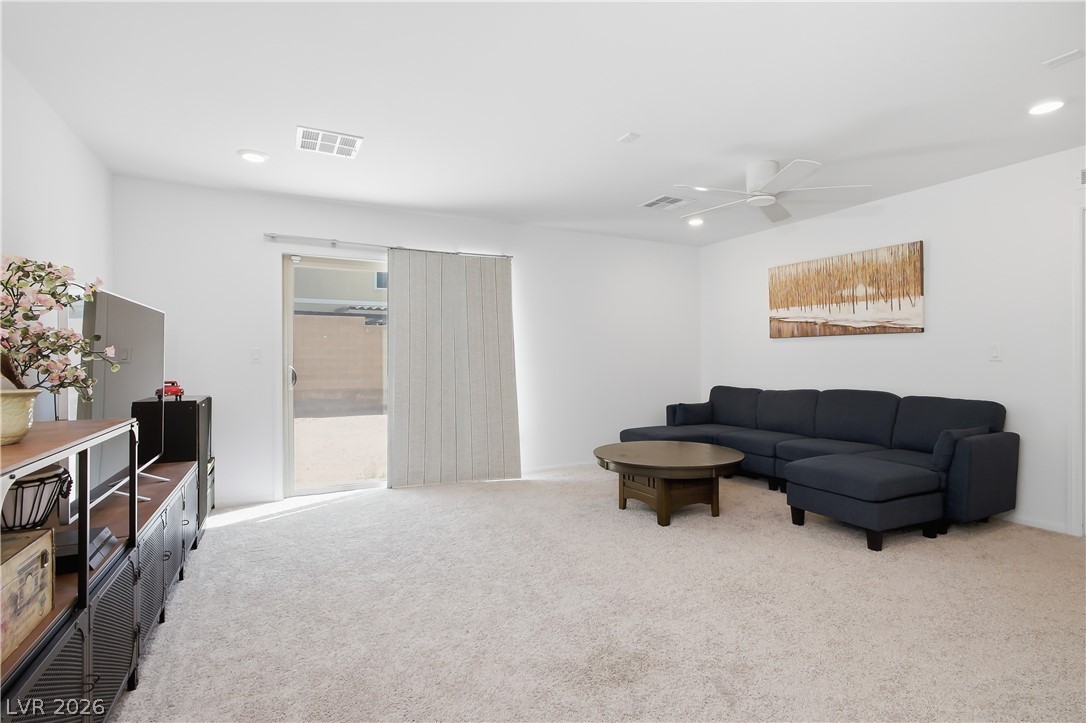 10464 Rose Palisade Street Las Vegas NV 89141