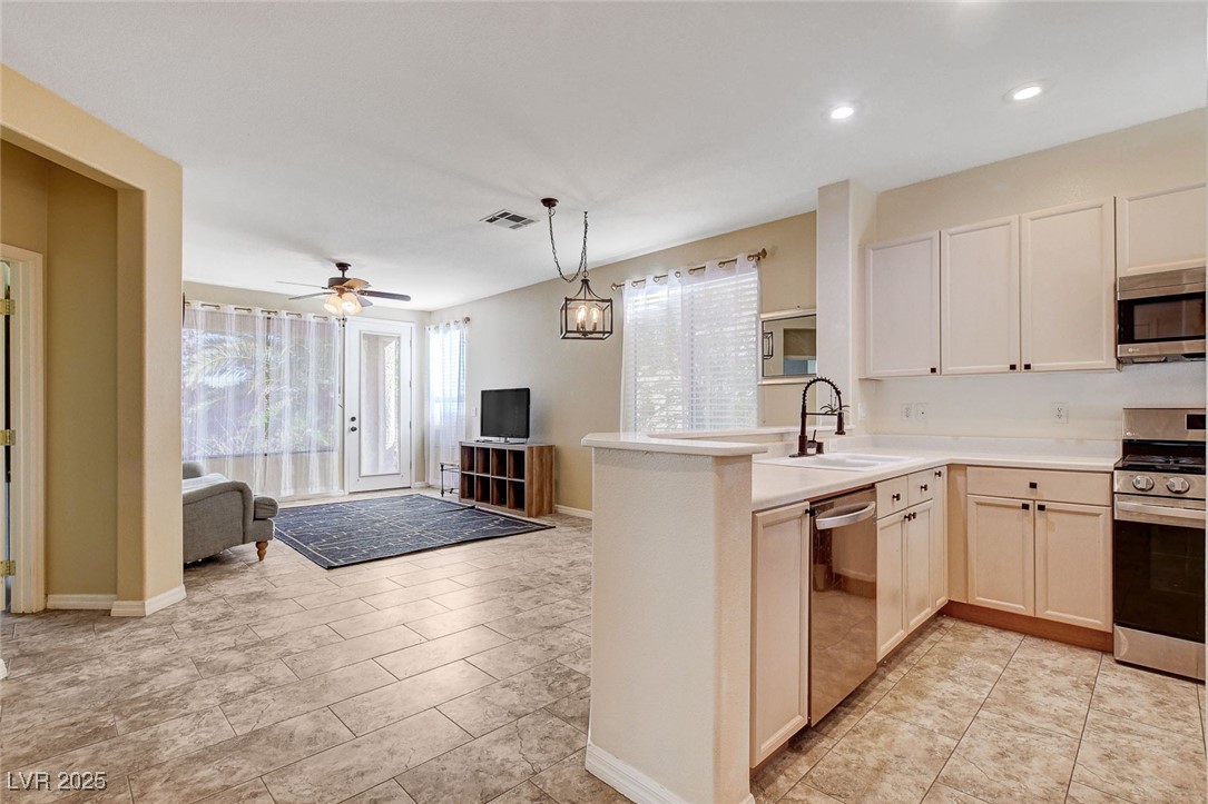 4534 Regalo Bello Street Las Vegas NV 89135