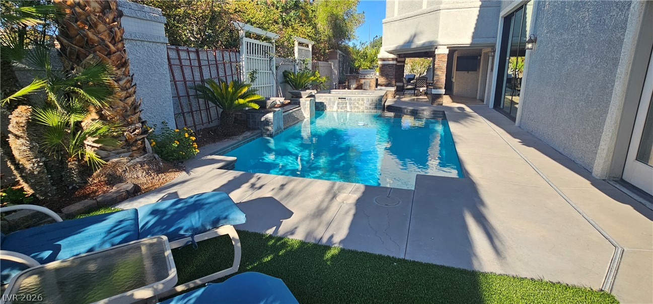 38 Princeville Lane Las Vegas NV 89113