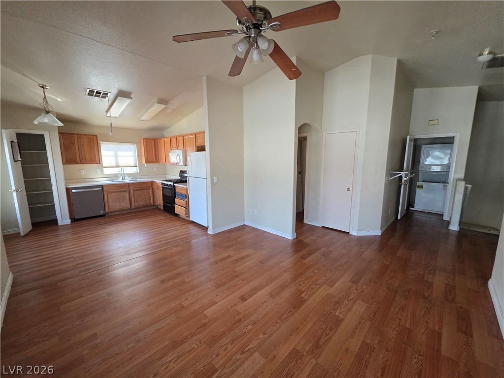 5937 High Steed Street 101 Henderson NV 89011