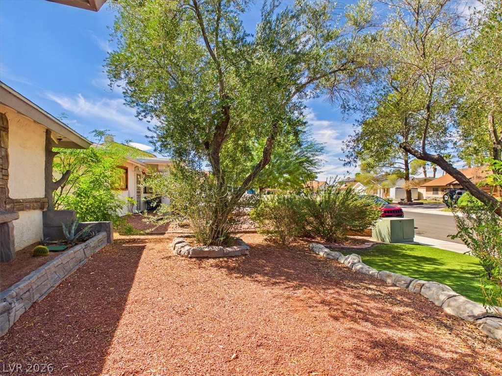 2402 El Tesoro Court Henderson NV 89014