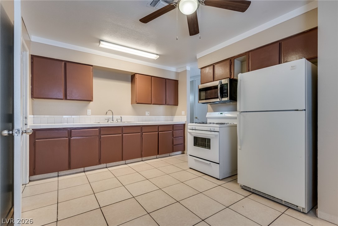 1106 I Street Las Vegas NV 89106