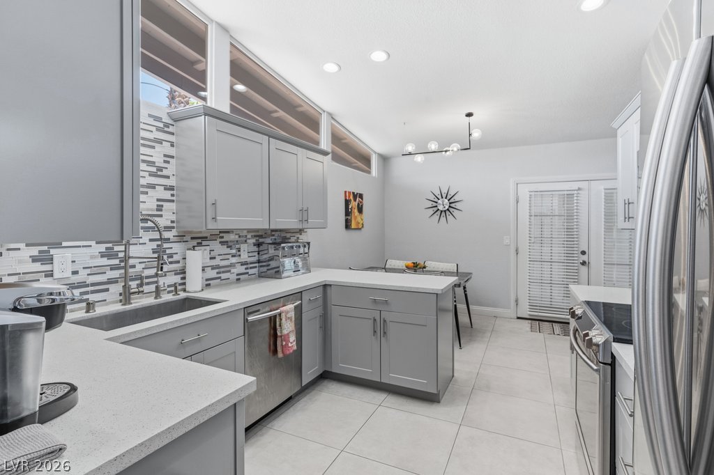 3327 Seminole Circle Las Vegas NV 89169