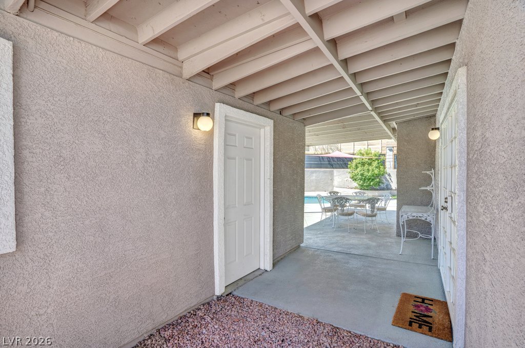 3327 Seminole Circle Las Vegas NV 89169