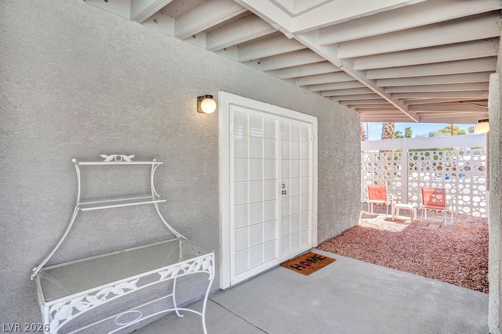 3327 Seminole Circle Las Vegas NV 89169