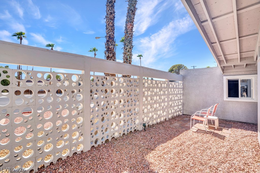 3327 Seminole Circle Las Vegas NV 89169