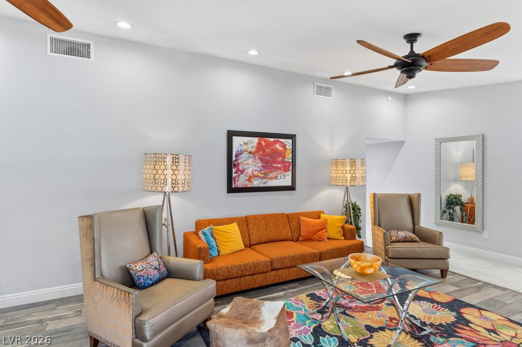 3327 Seminole Circle Las Vegas NV 89169