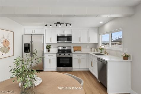 5133 Hallet Drive Las Vegas NV 89122