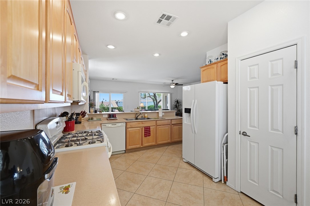 2198 Blackburn Hills Avenue Henderson NV 89044