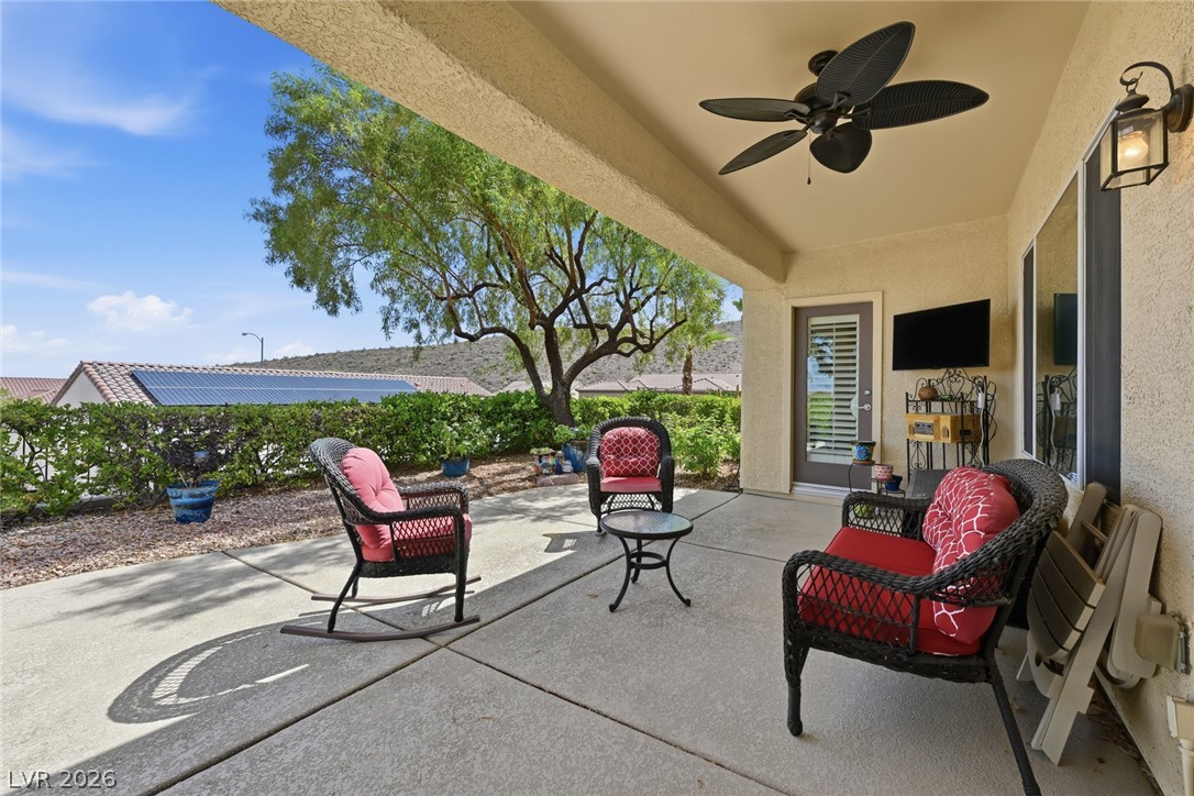 2198 Blackburn Hills Avenue Henderson NV 89044