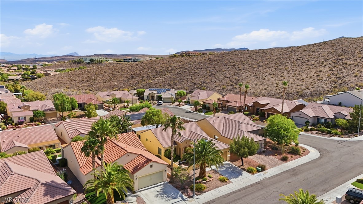 2198 Blackburn Hills Avenue Henderson NV 89044