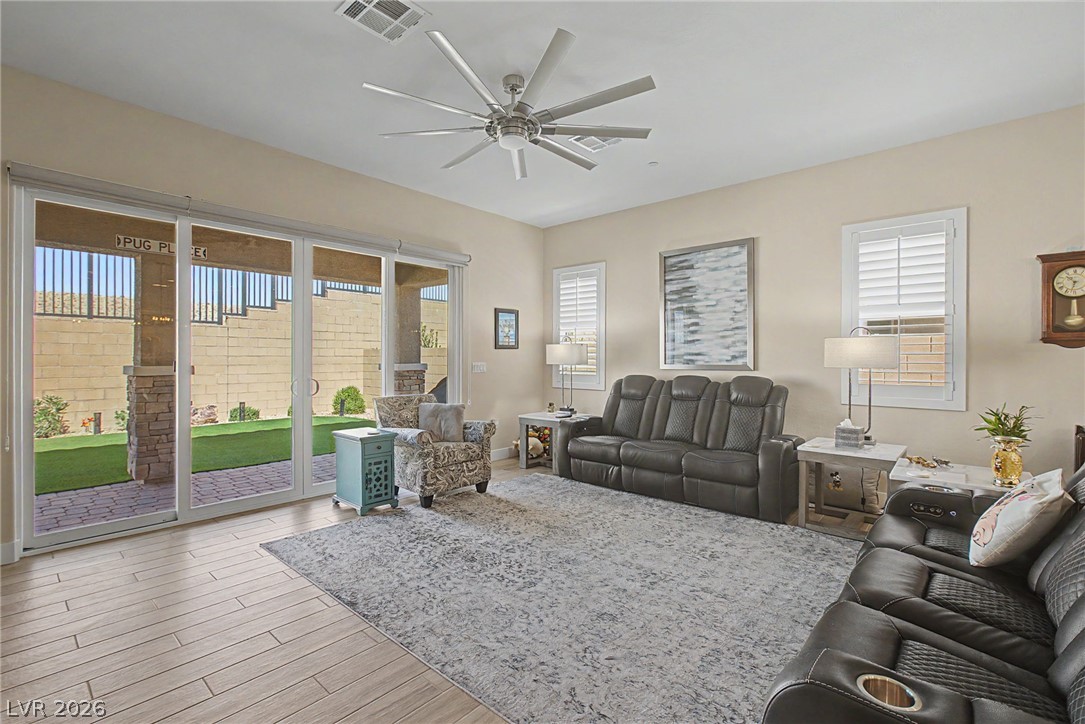 7375 Rosenberger Street Las Vegas NV 89166