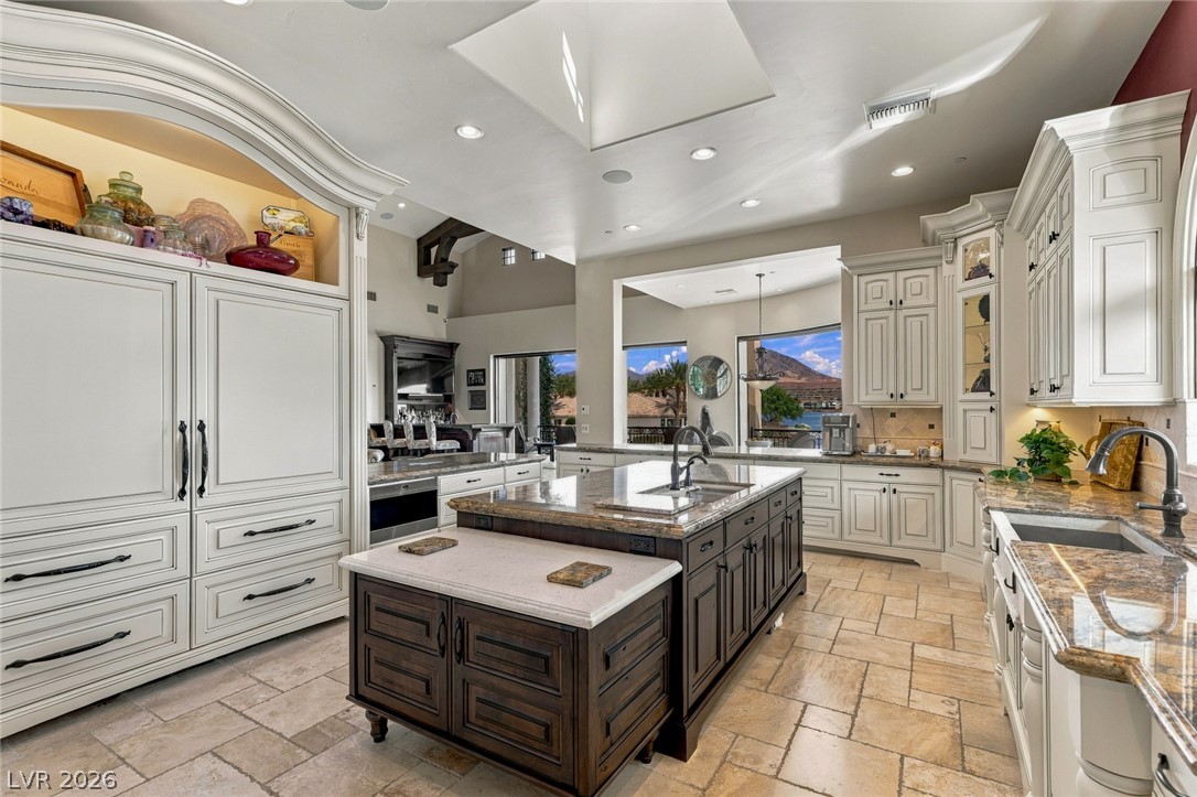7 Lido Nord Henderson NV 89011