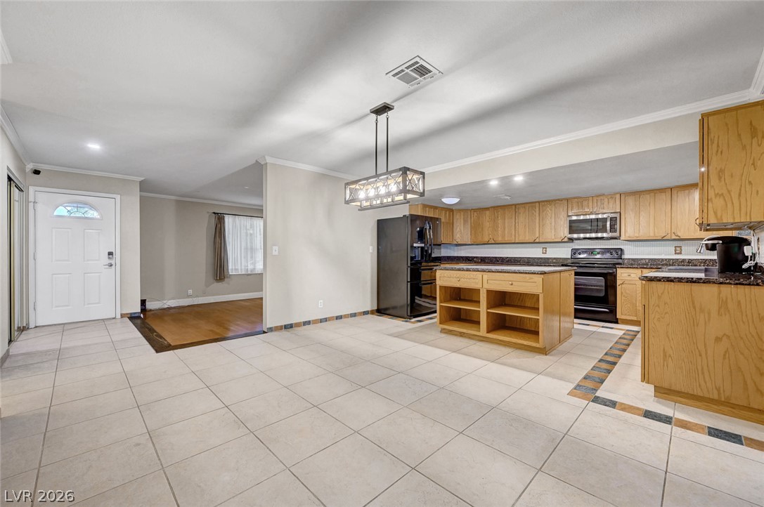 5817 Mary Way Las Vegas NV 89108
