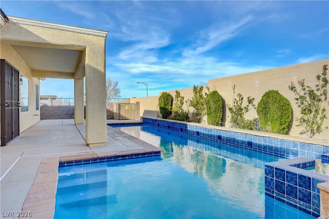 2258 Sandstone Cliffs Drive Henderson NV 89044