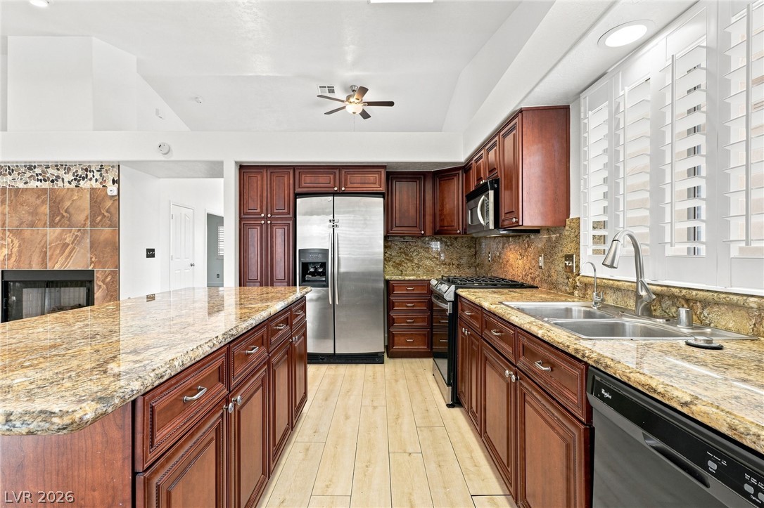 1117 Shady Run Terrace Henderson NV 89011