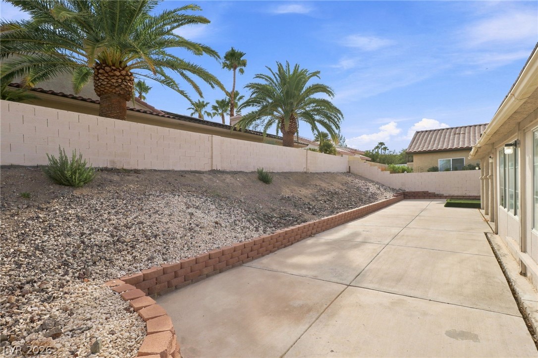 1117 Shady Run Terrace Henderson NV 89011