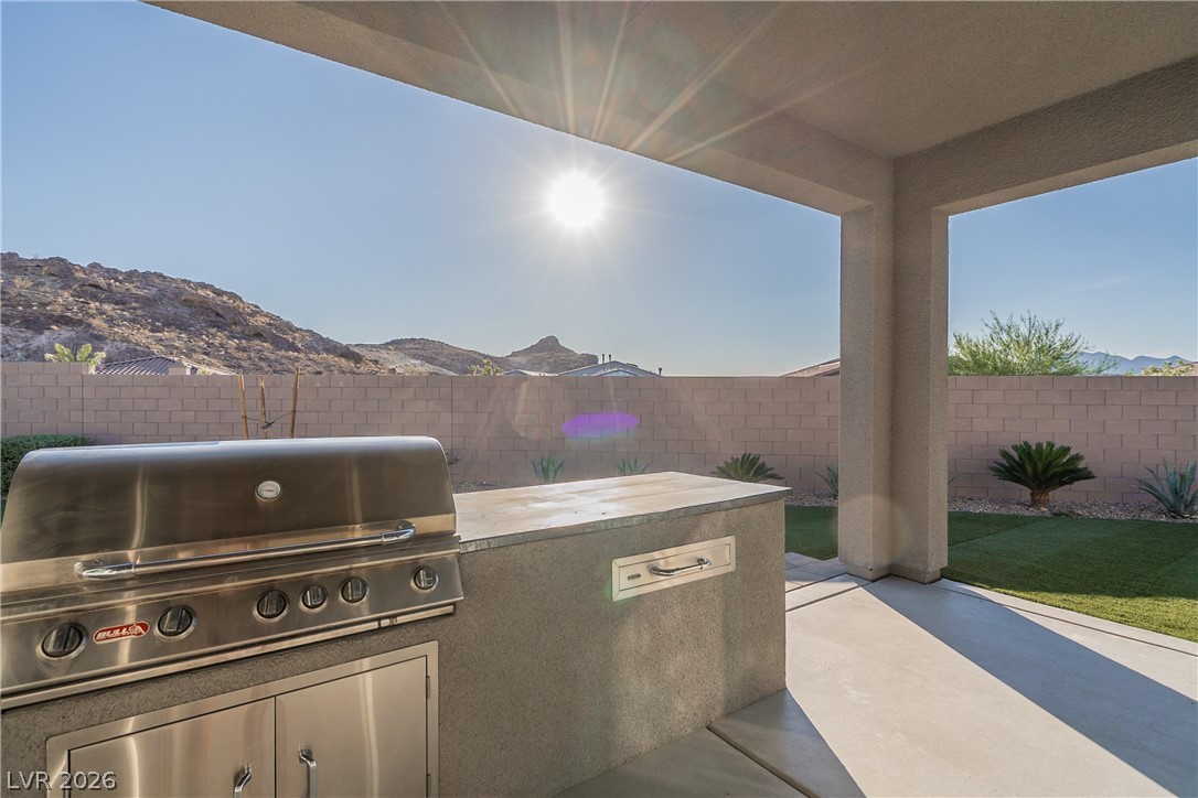 26 Via Tavolara Henderson NV 89011