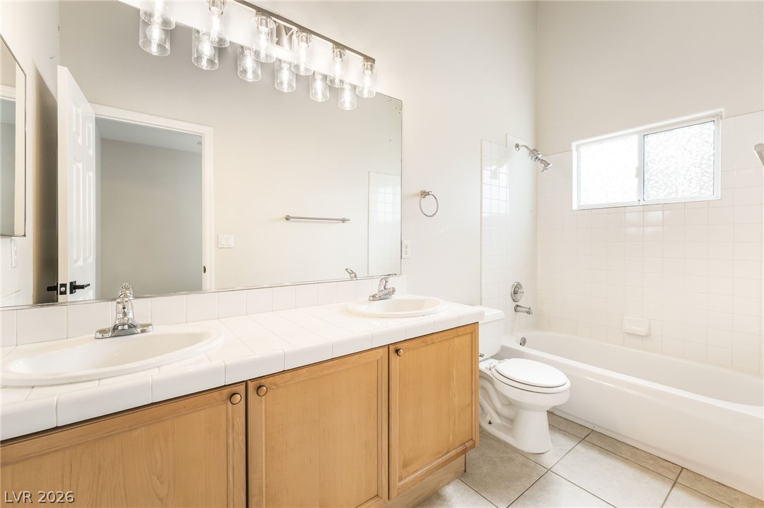 8815 La Manga Avenue Las Vegas NV 89147