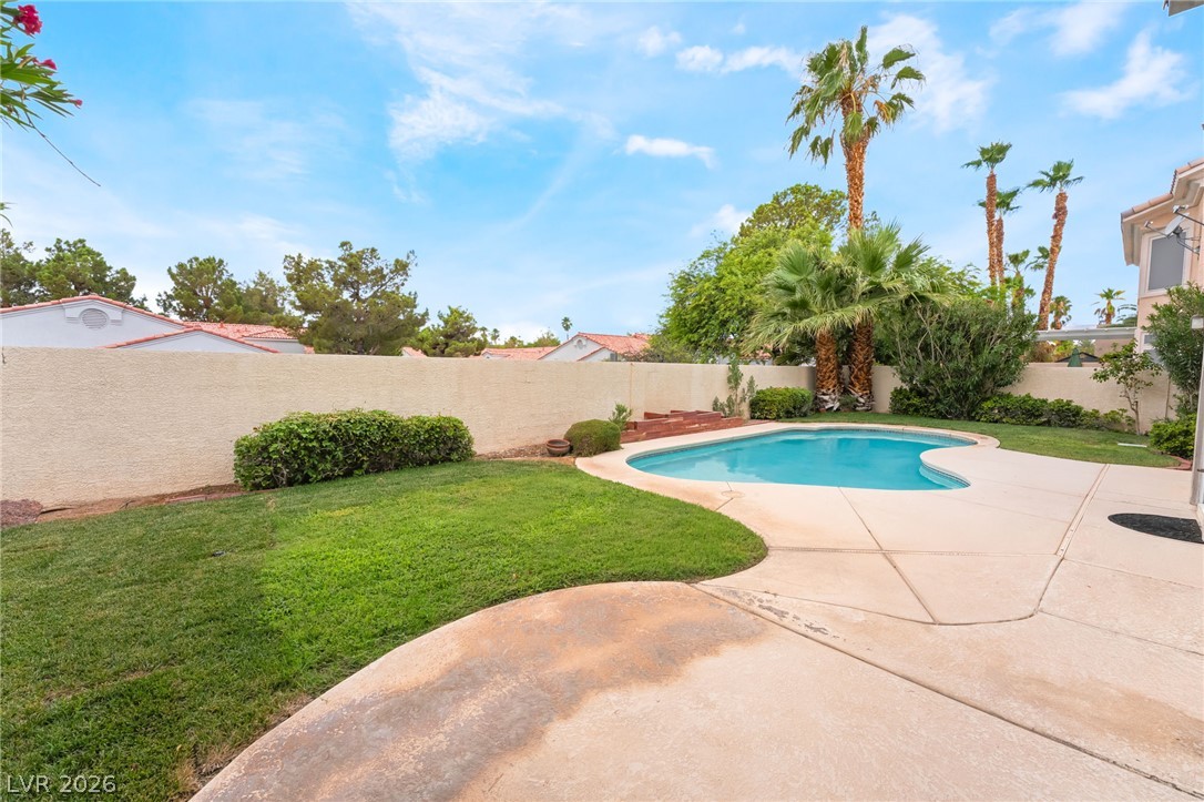 8815 La Manga Avenue Las Vegas NV 89147