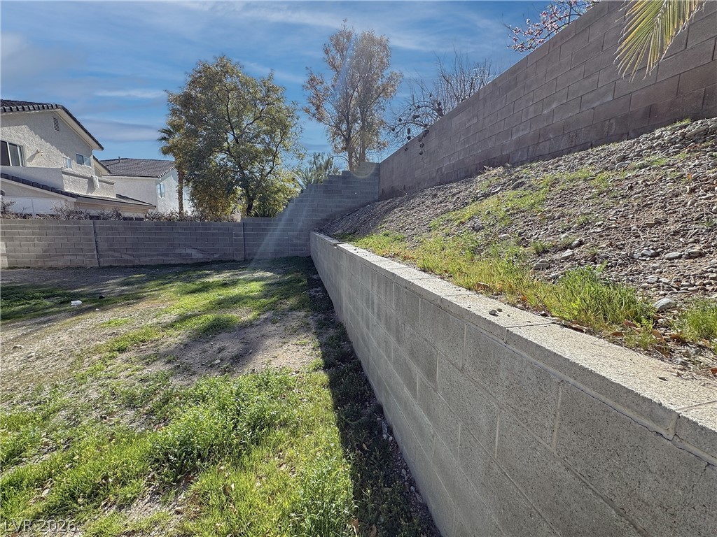 7417 Flat Rock Street Las Vegas NV 89131