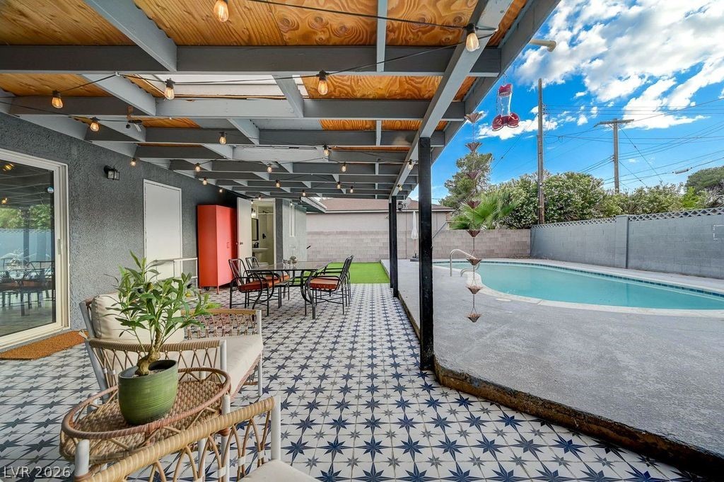 808 East Saint Louis Avenue Las Vegas NV 89104