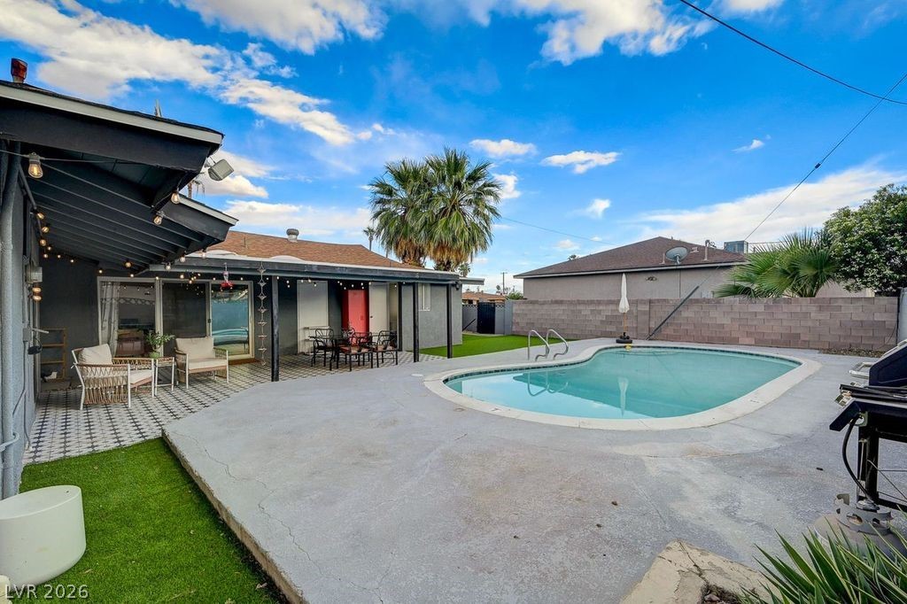 808 East Saint Louis Avenue Las Vegas NV 89104
