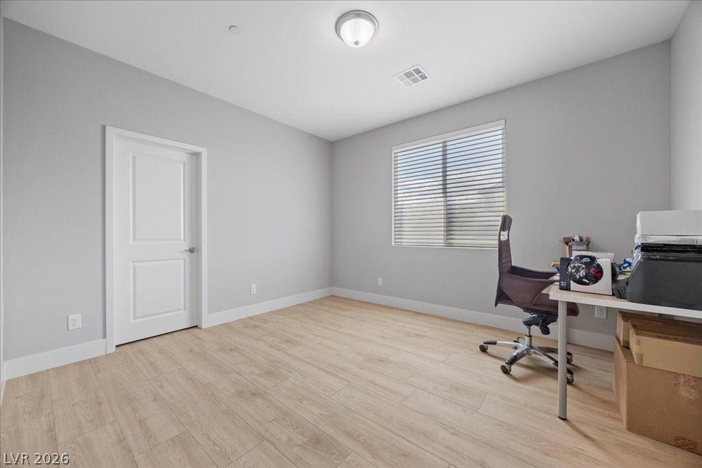 10231 Grapevine Hill Avenue Las Vegas NV 89149
