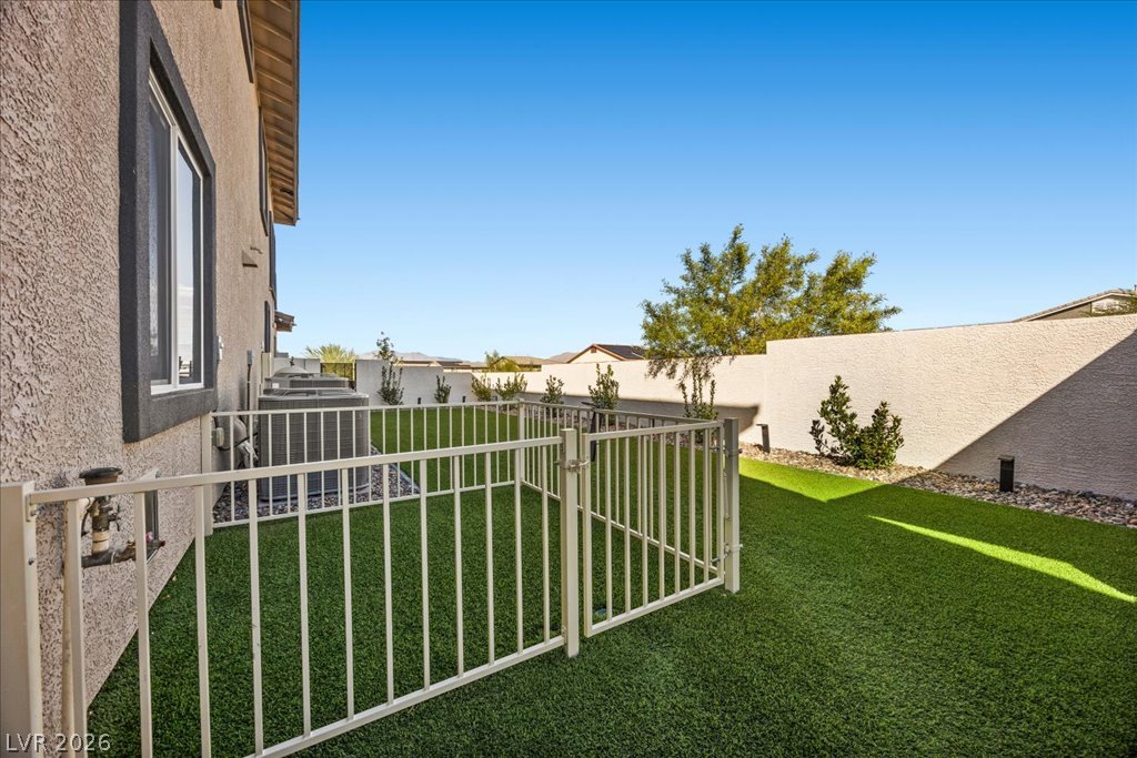 10231 Grapevine Hill Avenue Las Vegas NV 89149
