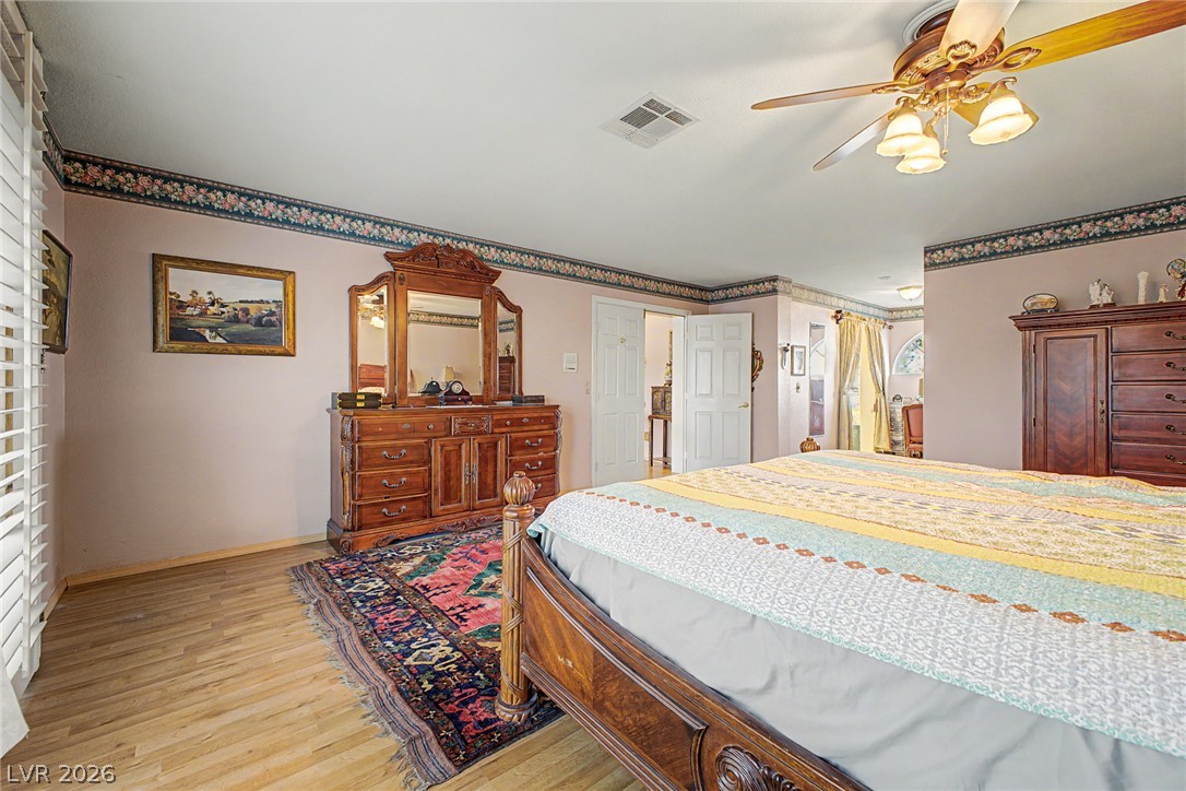8208 Swan Lake Avenue Las Vegas NV 89128