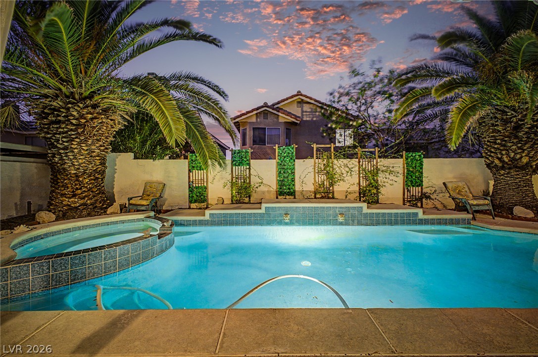 8208 Swan Lake Avenue Las Vegas NV 89128