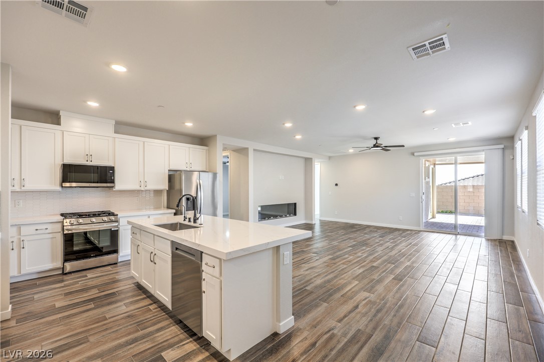 8336 Tanton Ridge Street Las Vegas NV 89166