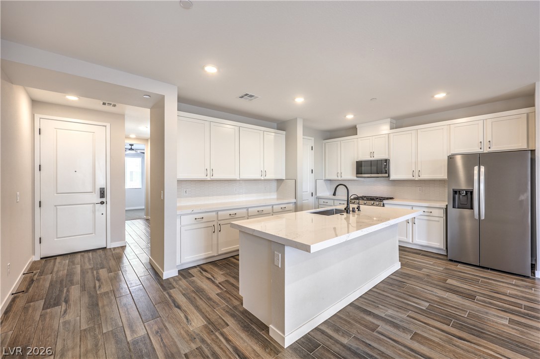 8336 Tanton Ridge Street Las Vegas NV 89166
